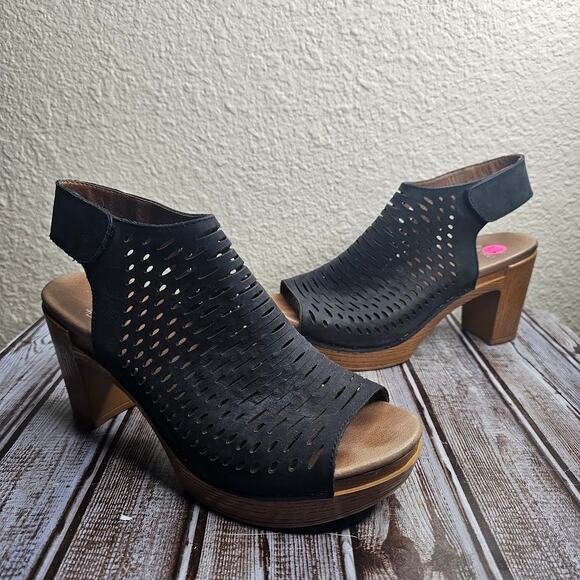 Dansko Danae black milled nubuck leather peep toe heeled sling back sandal 38 - Picture 1 of 7